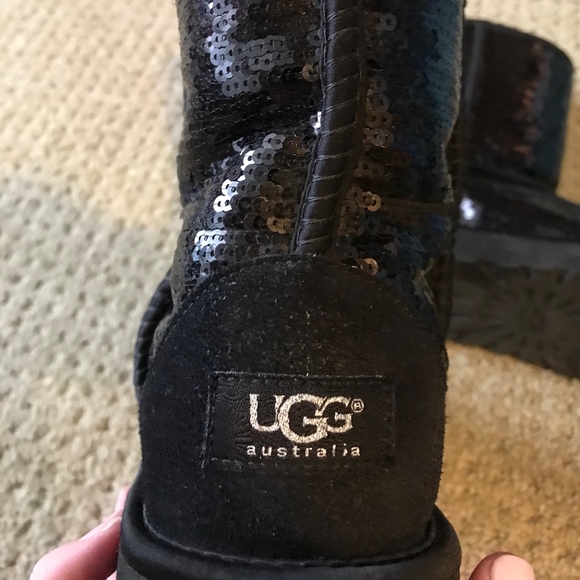 glitter uggs black